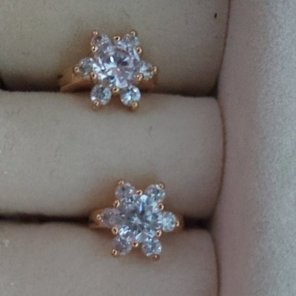 SOLD! 1 Carat Oxidized 925 Silver Ring - Picture 2 of 4